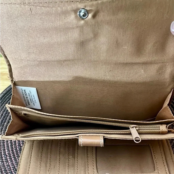 Allen Edward Leather Shoulder Bag - Picture 5 of 13